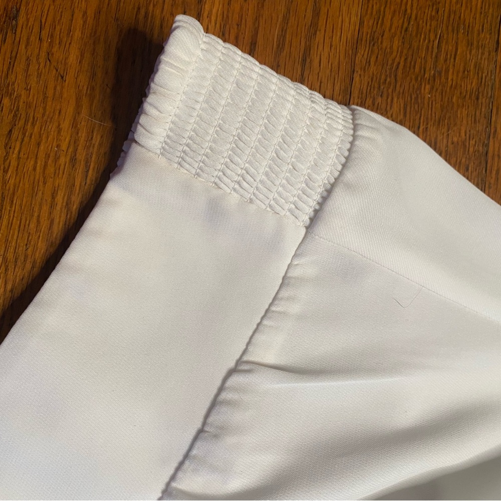White House Black Market top size s - Picture 8 of 8